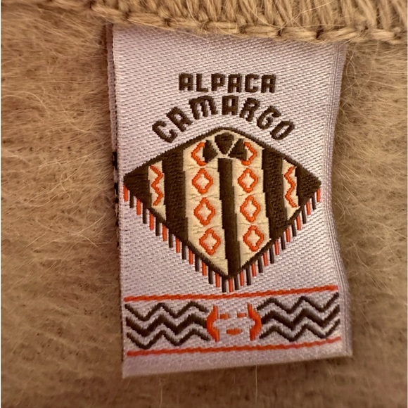 Alpaca Camargo scarf stole tan alpaca fur fringe womens oversized very long wide - Picture 8 of 10